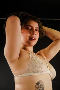 naira_velvett Your Temptation 🖤 slika 2