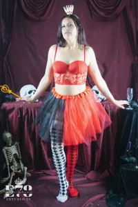 Arianna_sweeet I am the red queen ❤❤ Pic 4