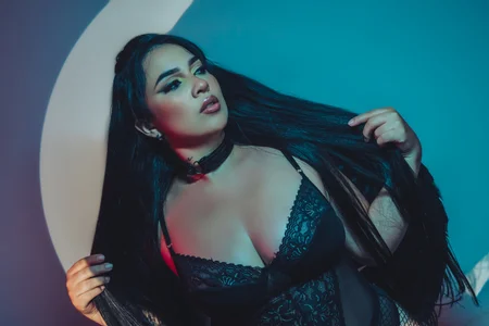 brianaGuzman: Your sexy black angel 🎃 ( 3 фото)