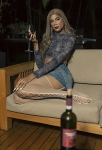 BLUE de Haileybieberr  Imagens