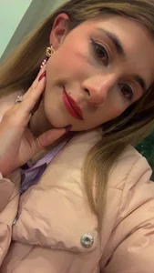 SaraRoads Sweet girl Pic 2