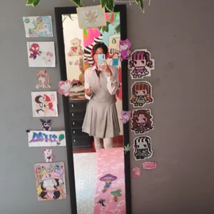 Honey-Nik kullanıcısının Cute schoolgirl ☺️🔥 albümü -  3 fotoğraf