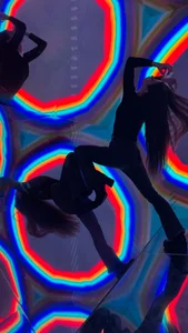 AmeliaFlares dance in my neon 💜 Pic 2