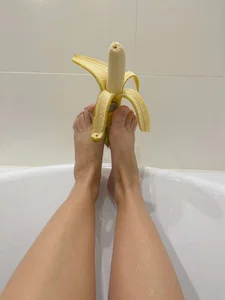 FEET de yourfavcouple_  Imagens