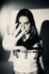 LunaAlya 🖤 Pic 4