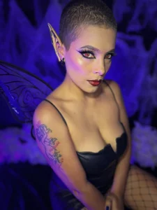 AnaChernova Pretty face. Dark soul. Dangerous attitude. 🕷️ Pic 3