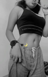 Sakshi_beauty Public slika 4