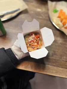 AliceLebel Dinners Out Bilde 5