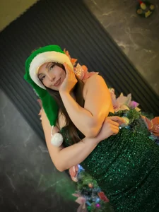 paula_miler1 Christmas Eve 🥵🌙 Immagine  7