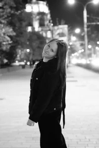 GisellePrescott a walk with Riasu💕 Pic 2