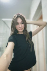 NeliaVandresar winter day Pic 4