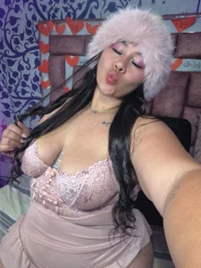 ValerieDiiamond Public Pic 2