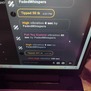 Julie_nguyen My King Billede 4