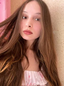 ElinBloom Public Pic 4
