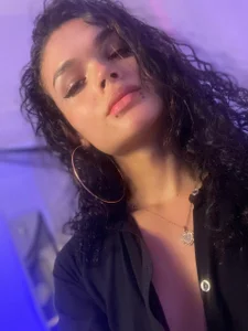 GiaFaaris selfies Pic 5