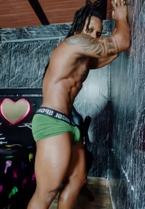 yordi_sandler2: Public ( 3 фото)