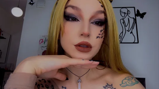 MoonAgnes Mrrr 🖤 Pic 2