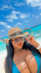 ava_malaikaaa 🌊☀️🏝️🐚 Foto 8