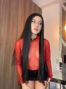 RavenWalkerrs red outfit ! sexfoto 8