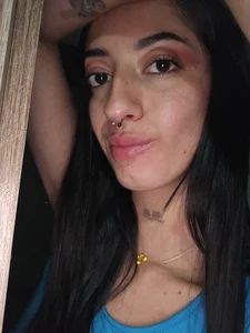 AbbyJohnson-_- 🖤 Pic 4