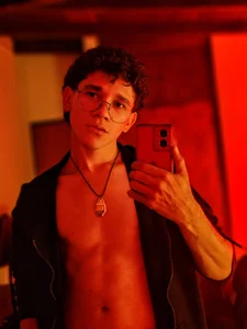 Tom_Blues I am Tom รูป 