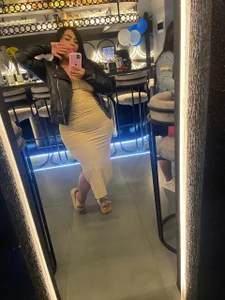 kyana_cream How does the brown color look on me?☕ Pic 2