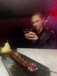 TiffanyWashinPublic Bild 7