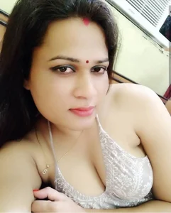Priya-Pinki's XXX Nude Photo 7