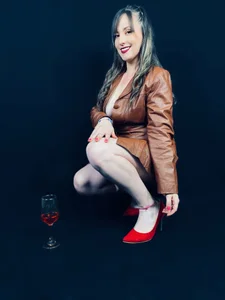 Belly_Rosse I would like to toast to your fucking Pic 5