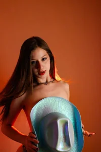 IsabellaMorettiX a very sexy cowgirl Billede 2