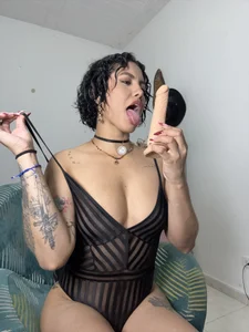 Sexy_Lia_ Pictures for you Pic 3