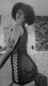 Queen_Cuarxxo Public Pic 4