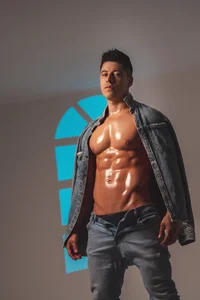 Lukas_Green Public Pic 5