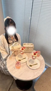 Momo_00122 Public Billede 5