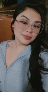 Samantha_Roberts_b Public Pic 3