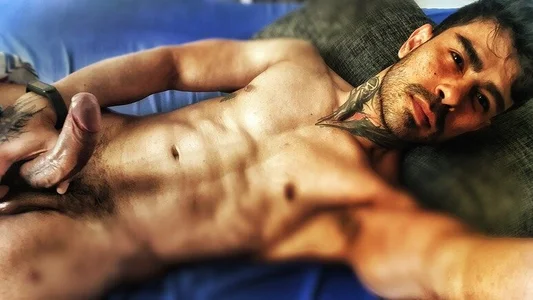 stefanoeverett public dik Pic 6