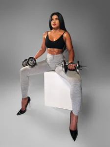 LissMonroe Strong legs in heels!👠 Poză 3