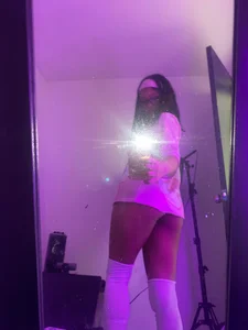 PetiteNai: Public ( 4 фото)