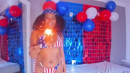 TAYRA_CASTLE July 4th! Happy day slika 2