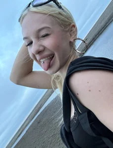 Ella_Lane 2026 Summer Vacation Memories ☀️🏖️ Gambar 3