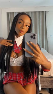 Zdjęcia Agatha_F0X A sexy student👩🏾‍🏫:  3
