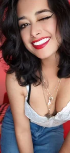 Andy_Eagleton_20_ "Your curves drive me crazy. Get ready, I'm coming! 🥵". Pic