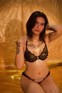 CloePerson Public Pic 5