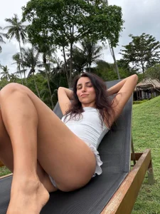 Izabella_Bella At the sea 🌊 Pic 9