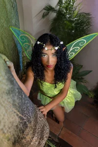 Wonderful show your favorite fairy🍃✨🍒🍑 de vicky_castillo  3 Imagens