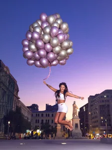 OhAnita: Happy born day, Anita 🍭💃🍑 ( 4 фото)