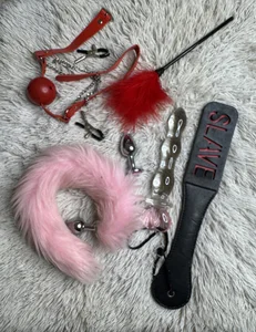 Ananya_Kay01 What toy would you like to dominate me with? Pic 2