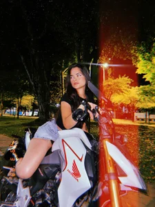 HannaRhodes Your motorcycle girl ✨😎 Pic 2