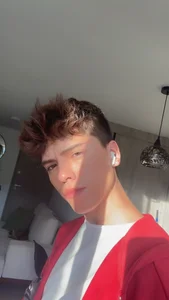 Red is my color♥️ de stev_austin_  Imagens