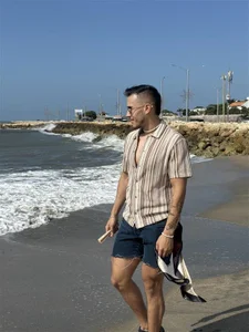 MarkSantozz Beach with your favorite model🔥⛱ Hình 4